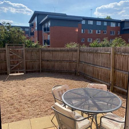 Coventry City Centre Townhouse With Private Parking Villa Exteriör bild