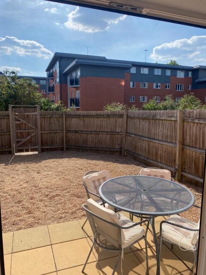 Coventry City Centre Townhouse With Private Parking Villa Exteriör bild